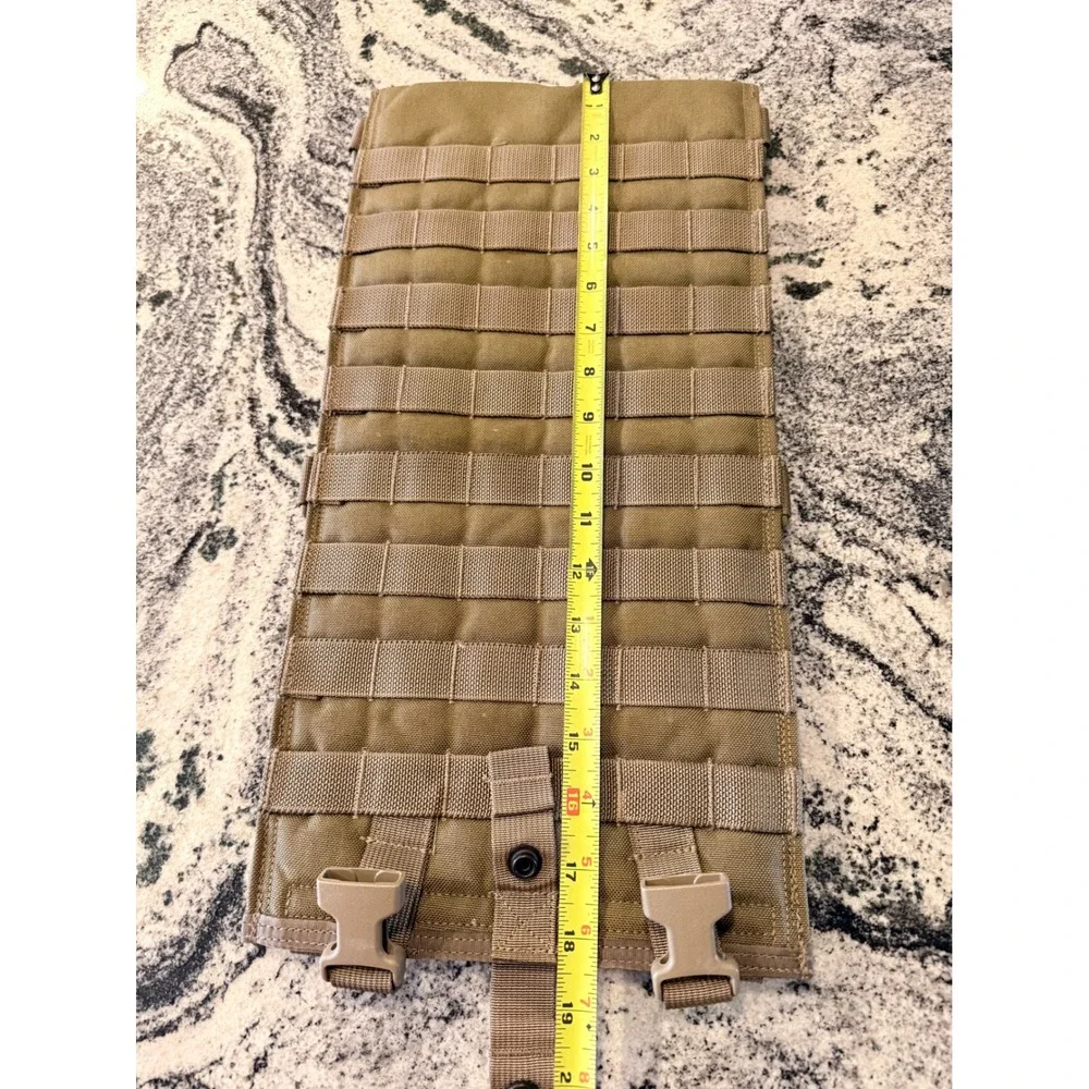 Vintage USMC Hydration System Carrier Coyote Brown‎ MOLLE Pouch MC-HP-MS-COY
